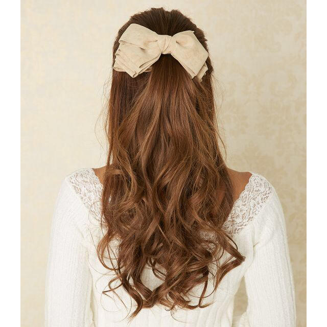 rienda(リエンダ)のrienda❤️スエードビッグリボンバレッタ レディースのヘアアクセサリー(バレッタ/ヘアクリップ)の商品写真