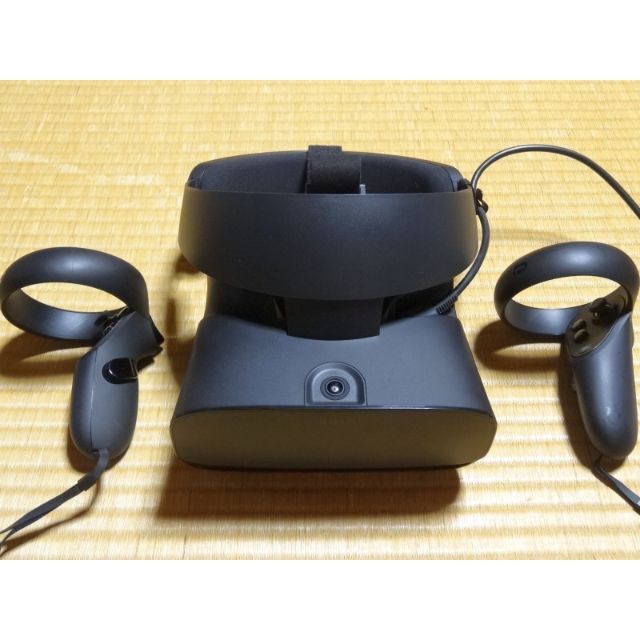 Oculus Rift S スマホ/家電/カメラのPC/タブレット(PC周辺機器)の商品写真