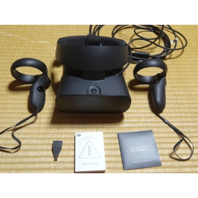 Oculus Rift S スマホ/家電/カメラのPC/タブレット(PC周辺機器)の商品写真