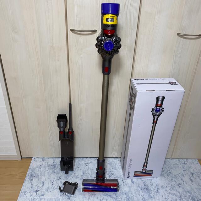 新品バッテリー搭載Dyson V8セット