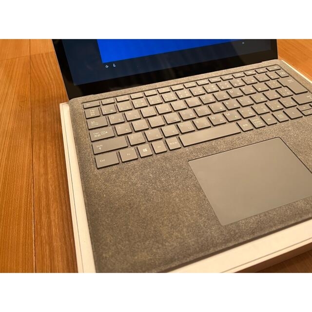 Microsoft(マイクロソフト)のsurface laptop2 core i5 8GB 128GB スマホ/家電/カメラのPC/タブレット(ノートPC)の商品写真