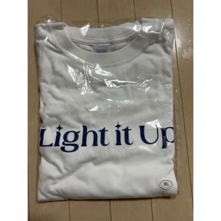 ニジュー(NiziU)のNiziU T-SHIRT/WHITE LIGHT UP(アイドルグッズ)