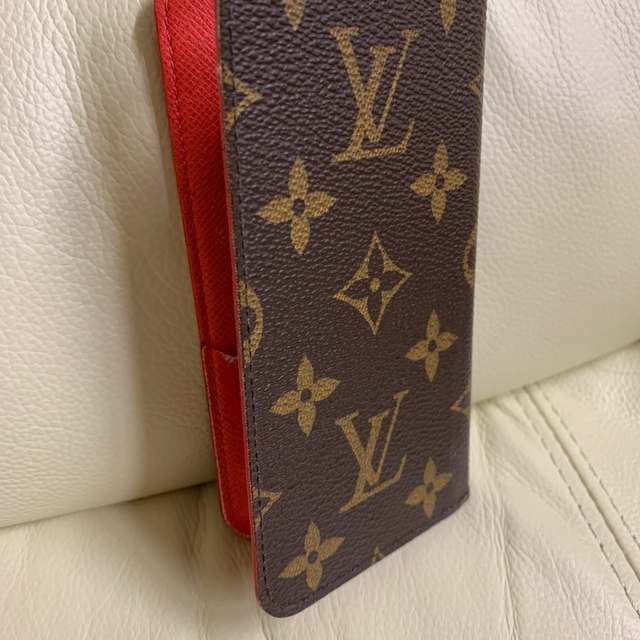 LOUIS VUITTON(ルイヴィトン)のルイヴィトン　スマホケース　 スマホ/家電/カメラのスマホアクセサリー(iPhoneケース)の商品写真