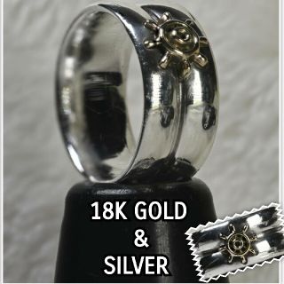 SALE★【美品!】お洒落な18k & シルバー★男性用リング　船舵マーク！(リング(指輪))