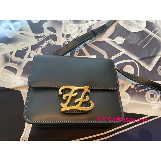 定価23万円★未使用★FENDI★カーリグラフィ ショルダーバッグレディース