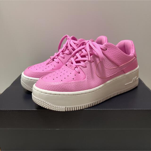 NIKE(ナイキ)のナイキスニーカー♡AIRFORCE1♡ピンク♡23cm レディースの靴/シューズ(スニーカー)の商品写真