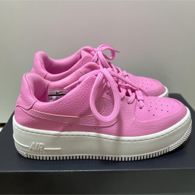 NIKE(ナイキ)のナイキスニーカー♡AIRFORCE1♡ピンク♡23cm レディースの靴/シューズ(スニーカー)の商品写真