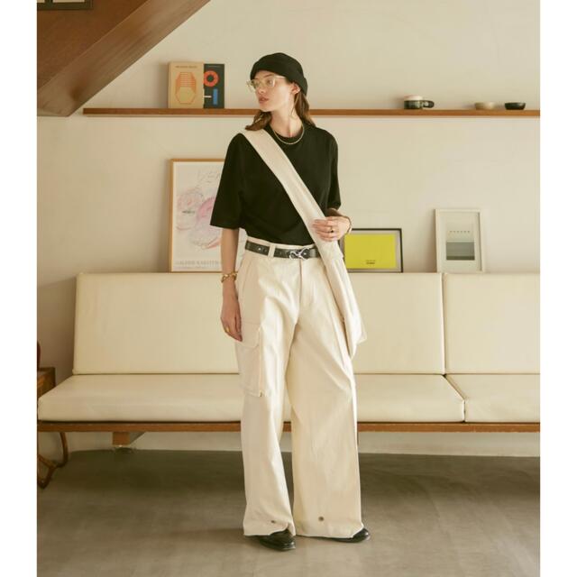 soerte ワイド ストレート カーゴパンツ アイボリー メンズのパンツ(スラックス)の商品写真