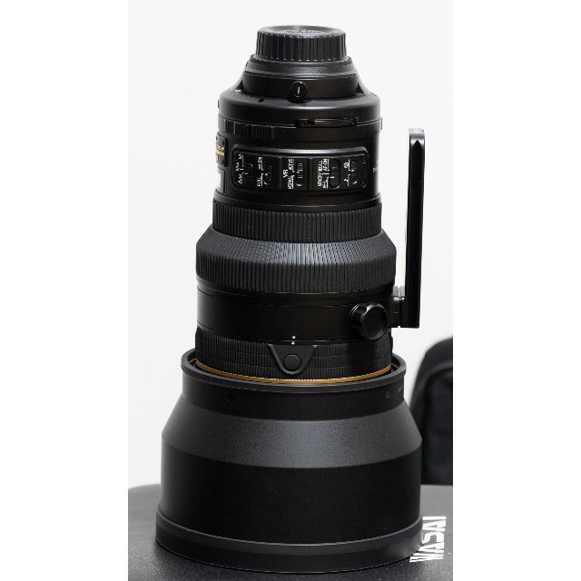 Nikon(ニコン)のNikon AF-S NIKKOR 200㎜ F2G ED VR II RRS スマホ/家電/カメラのカメラ(レンズ(単焦点))の商品写真