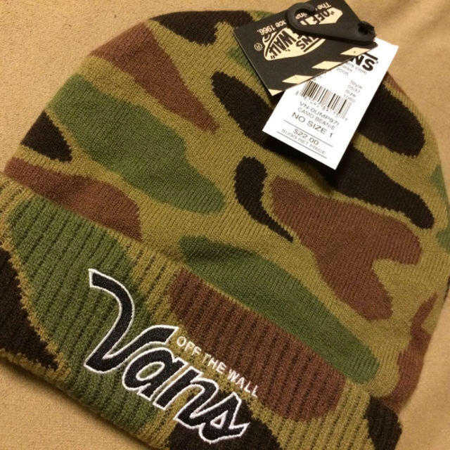 VANS(ヴァンズ)のVANS ビーニー ニット帽 レディースの帽子(ニット帽/ビーニー)の商品写真
