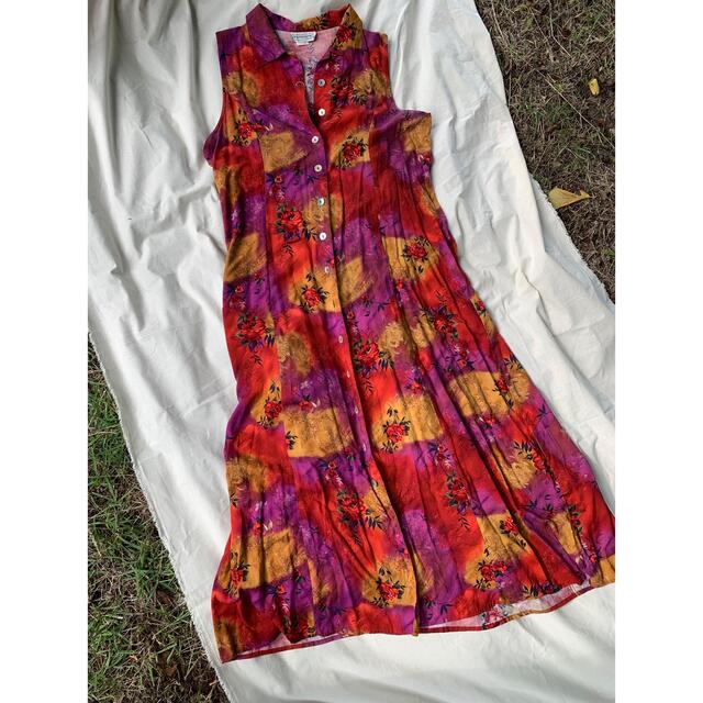 vintage floral flower purple red dress レディースのワンピース(ロングワンピース/マキシワンピース)の商品写真