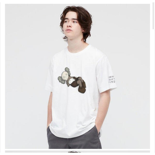 新品未開封 UNIQLO×KAWS コラボTシャツ XL カウズ