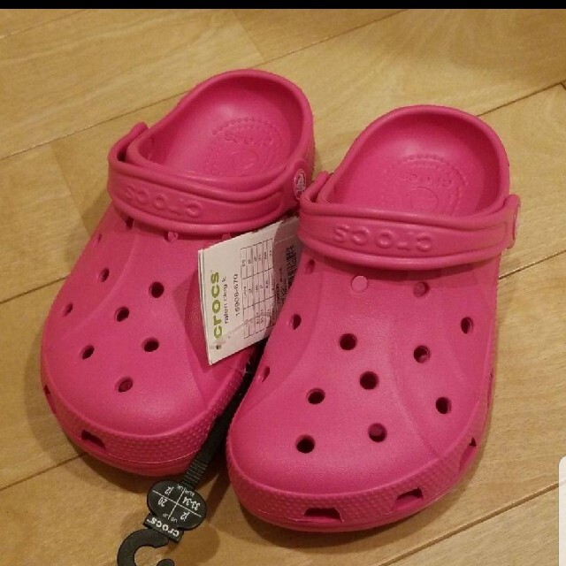 crocs - 新品 クロックス キッズ サンダル ピンク 20cmの通販 by