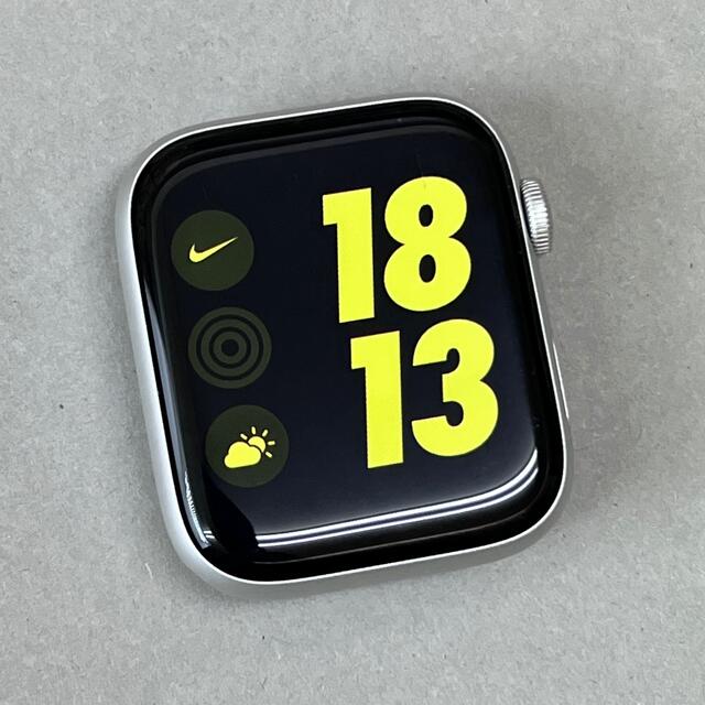 W572 Apple Watch Series4 44mm Nike セルラー