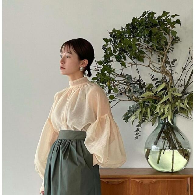 clane SHEER PUFF TOPS ②