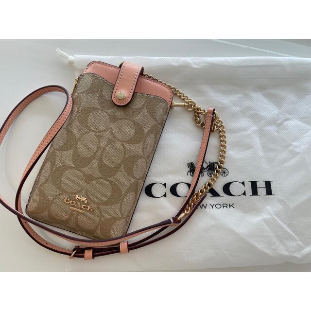 COACHスマホショルダー新品未使用品!!