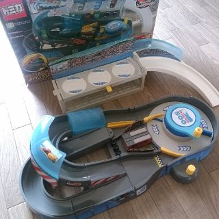 タカラトミー(Takara Tomy)の930様専用　usedタカラトミーカーズまわしてレーシング！2wayサーキット(電車のおもちゃ/車)