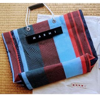 マルニ(Marni)の美品 マルニ フラワー カフェ ストライプ バッグ  ラッカーレッド(トートバッグ)