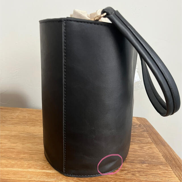 antiqua(アンティカ)のタグ付き autiqua 10wayバッグ 巾着 バケツショルダー レディースのバッグ(ショルダーバッグ)の商品写真