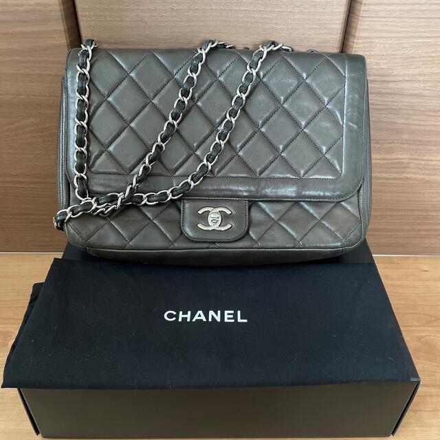 CHANEL チェーンバッグ