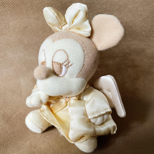 Disney(ディズニー)のミニーちゃん　ぬいぐるみキーホルダー エンタメ/ホビーのおもちゃ/ぬいぐるみ(キャラクターグッズ)の商品写真