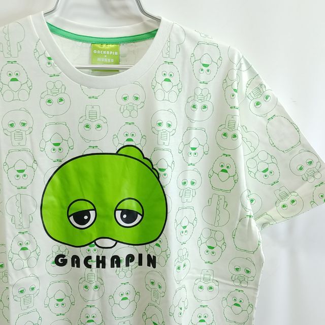 新品　ガチャピン＆ムック　レッド　Tシャツ　L　ポンキッキーズ　人気 メンズのトップス(Tシャツ/カットソー(半袖/袖なし))の商品写真