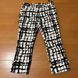 トゥービーシック(TO BE CHIC)のトゥービーシック　パンツ　美品　40 Mサイズ(クロップドパンツ)