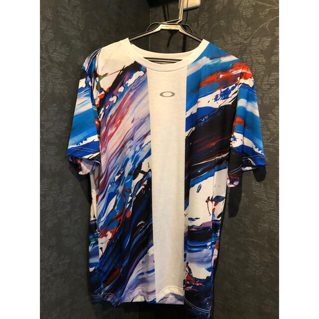 Oakley(オークリー)のオークリーTシャツ XL メンズのトップス(Tシャツ/カットソー(半袖/袖なし))の商品写真