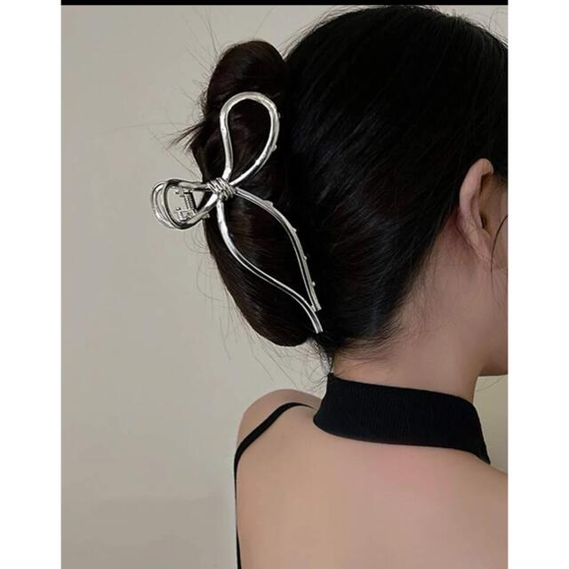 ゴールド ヘアアクセサリー 韓国　蝶々　リボン　ヘアクリップ　ヘアツメ　韓国 | フリマアプリ ラクマ