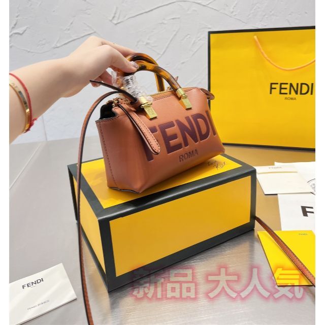 送料無料】 未使用 フェンディ FENDI フラップショルダー バッグ ...