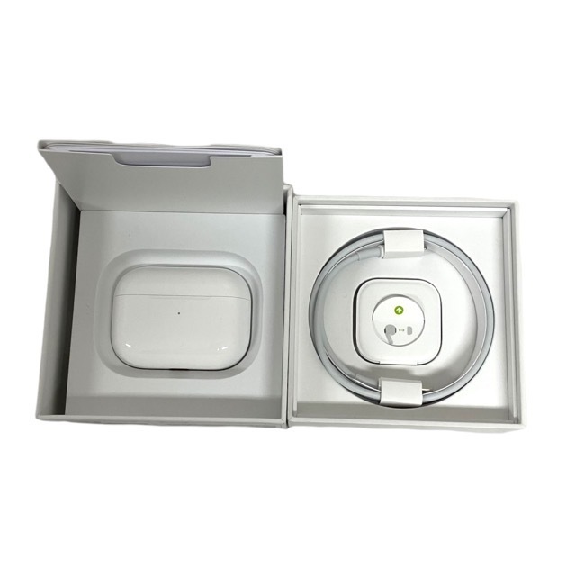 Apple(アップル)のApple エアポッズ プロ AirPods Pro MLWK3J/A ホワイト スマホ/家電/カメラのオーディオ機器(ヘッドフォン/イヤフォン)の商品写真