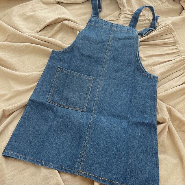 約130センチ　デニムワンピース キッズ/ベビー/マタニティのキッズ服女の子用(90cm~)(ワンピース)の商品写真