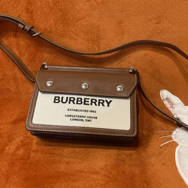 BURBERRY - バーバリータイトルバッグ ミニ 新品の通販 by J&