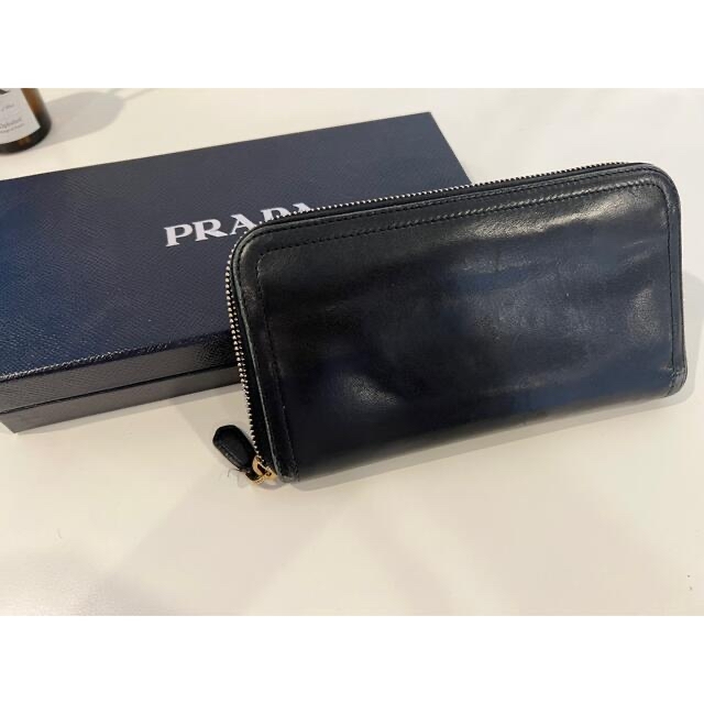 PRADA(プラダ)の【値下げ】PRADA 財布　黒 レディースのファッション小物(財布)の商品写真