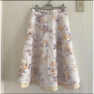 トッコ(tocco)のtoccocloset　花柄　リバーシブルスカート(ひざ丈スカート)