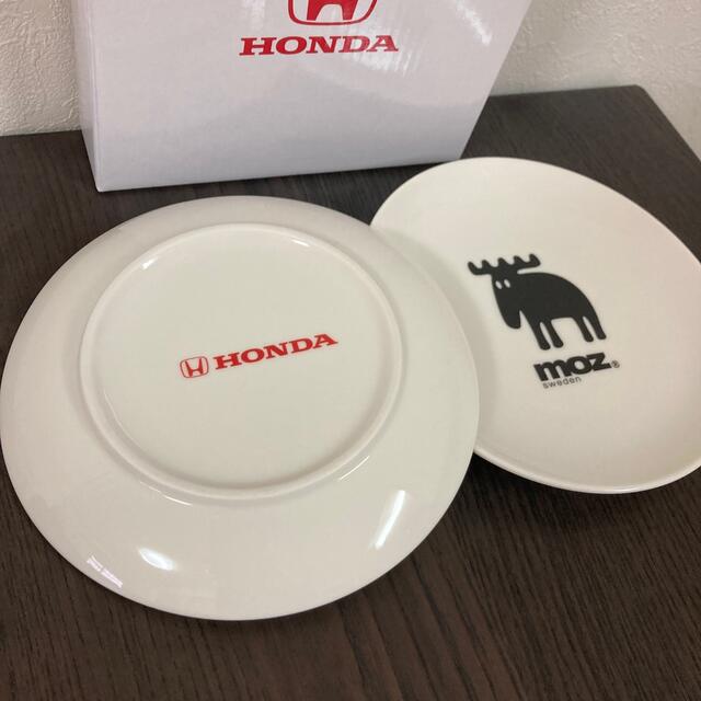 moz(モズ)の【moz】皿2枚セット　HONDA非売品 インテリア/住まい/日用品のキッチン/食器(食器)の商品写真