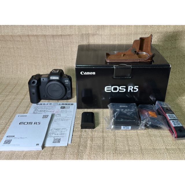 コハル様専用 Canon EOSR5＋ボディーハーフケース