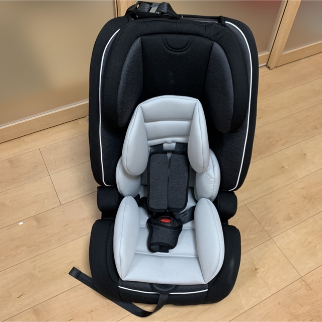 ジュニアシートISOFIX チャイルドシート