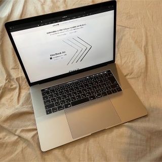 マック(Mac (Apple))のMacBook Pro 15インチ 2017 モデル(ノートPC)