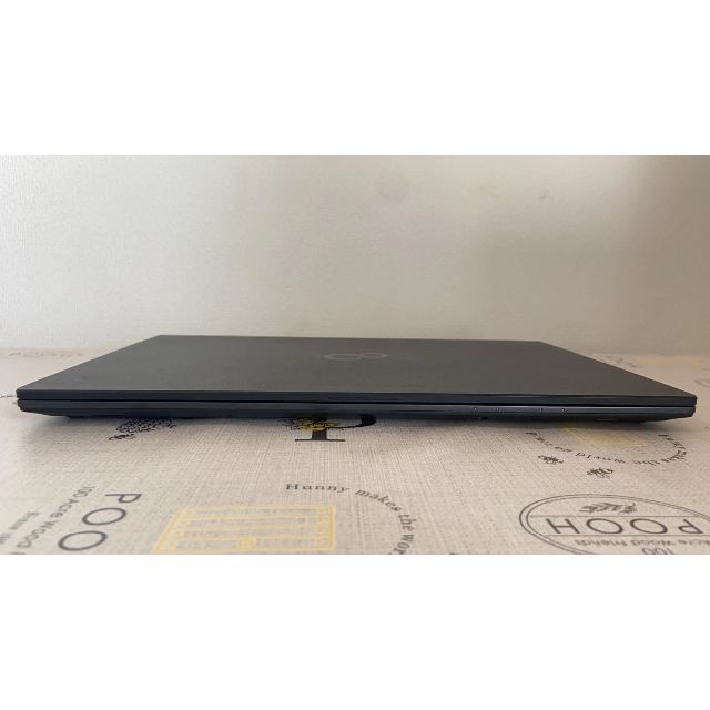 爆速SSD /カメラ搭載/ 極薄軽量 /13.3型 /8GB/128㎇ 104