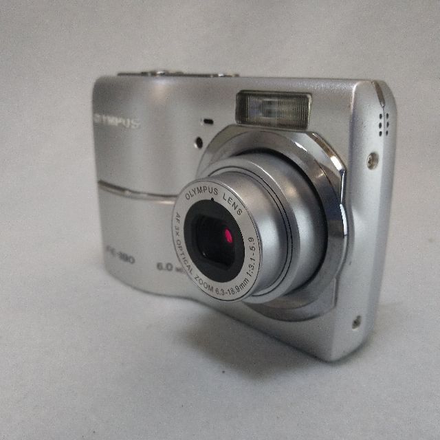 OLYMPUS FE-180 デジカメ 動作中古品 美品