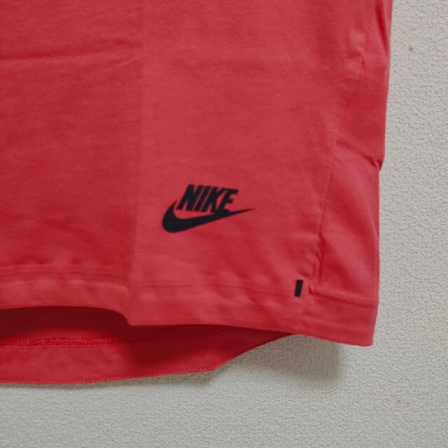 NIKE(ナイキ)の【新品】NIKEのテックパックTシャツ！ メンズのトップス(Tシャツ/カットソー(半袖/袖なし))の商品写真