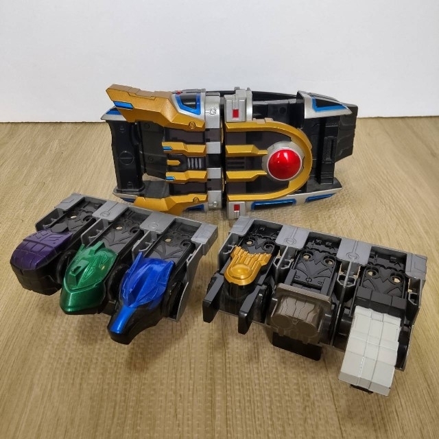 仮面ライダーイクサ DXイクサベルト&フエッスル | florariabliss.ro