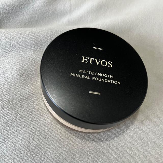 ETVOS(エトヴォス)のETVOS マットムースミネラルファンデーション#30 コスメ/美容のベースメイク/化粧品(ファンデーション)の商品写真