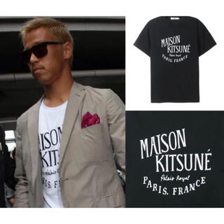 メゾンキツネ(MAISON KITSUNE')のMAISON KITSUNE■本田圭佑さん着用■定番人気ロゴプリントTシャツ■黒(Tシャツ/カットソー(半袖/袖なし))