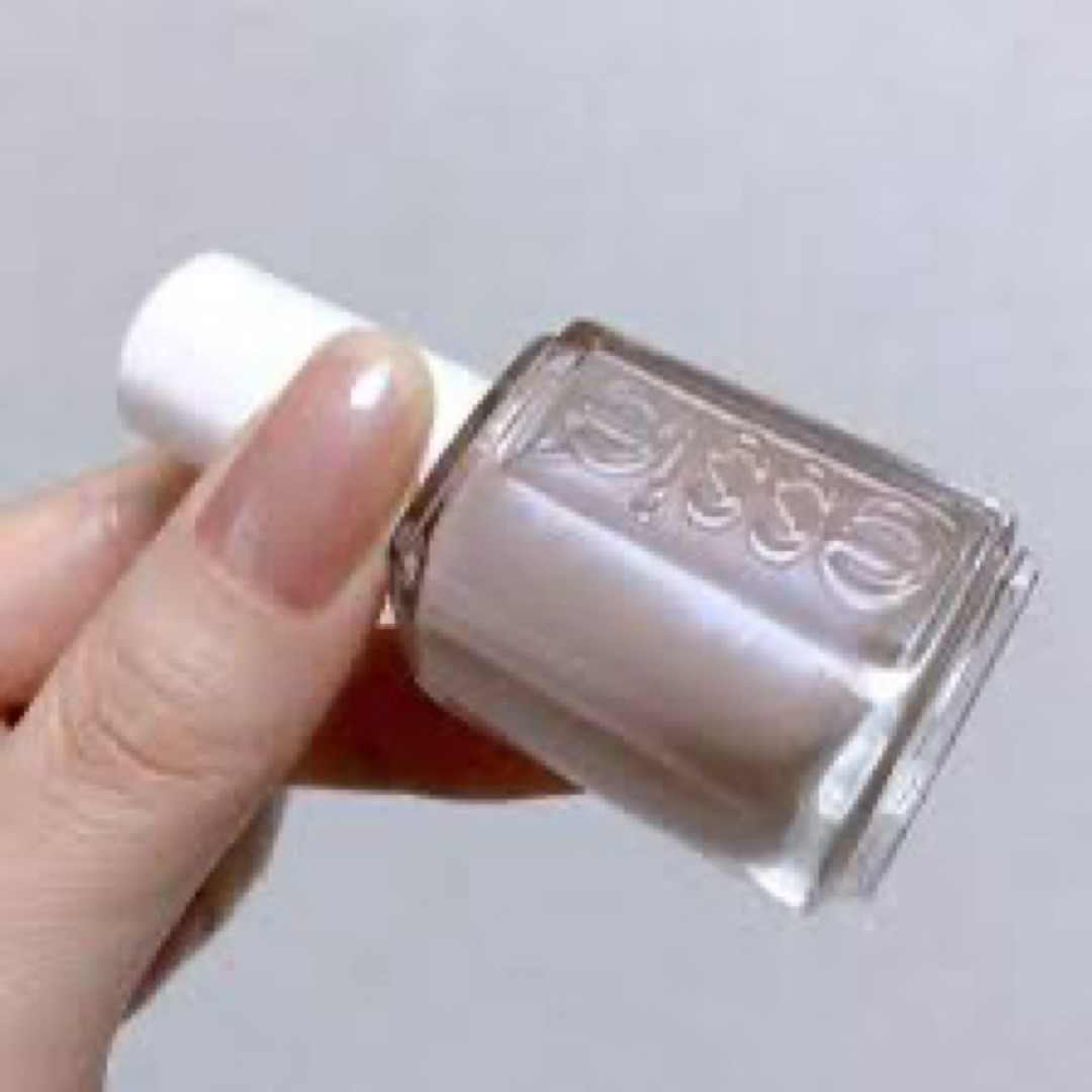 Essie(エッシー)の【ラスト1点限り】essie 501 「au natural 」 コスメ/美容のネイル(マニキュア)の商品写真