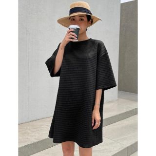 ザラ(ZARA)の新品 SHEIN DAZY ドロップショルダー テクスチャー ワンピース XL黒(ひざ丈ワンピース)