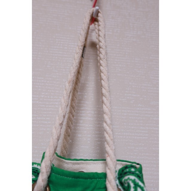rema-k　リメーケー　デニム×バンダナ　一点物　巾着バック　ショルダーバック レディースのバッグ(ショルダーバッグ)の商品写真