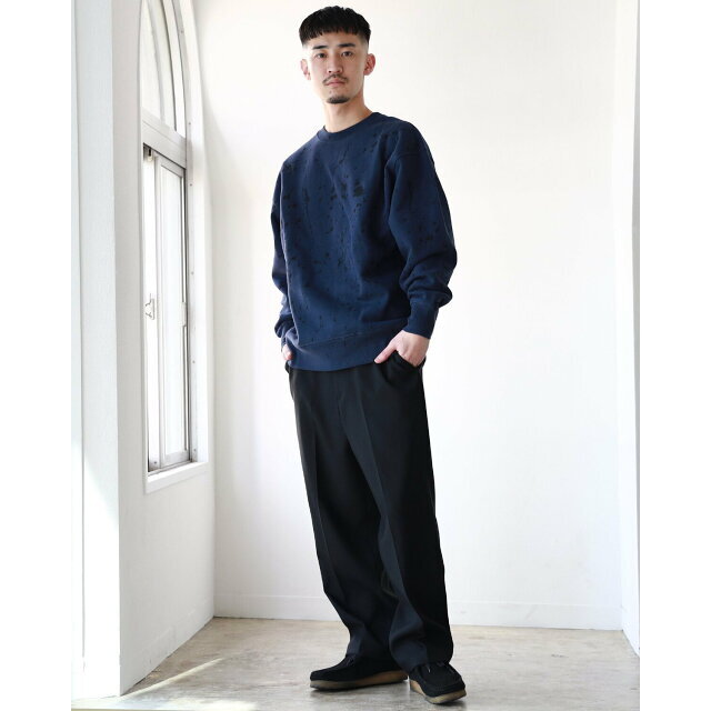 【NAVY】BEAMS / ルーズ ペイント クルーネック スウェット 1