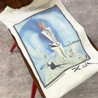 アートヴィンテージ(ART VINTAGE)のSalvador Dari "Apparatus and Hand" T シャツ(Tシャツ/カットソー(半袖/袖なし))